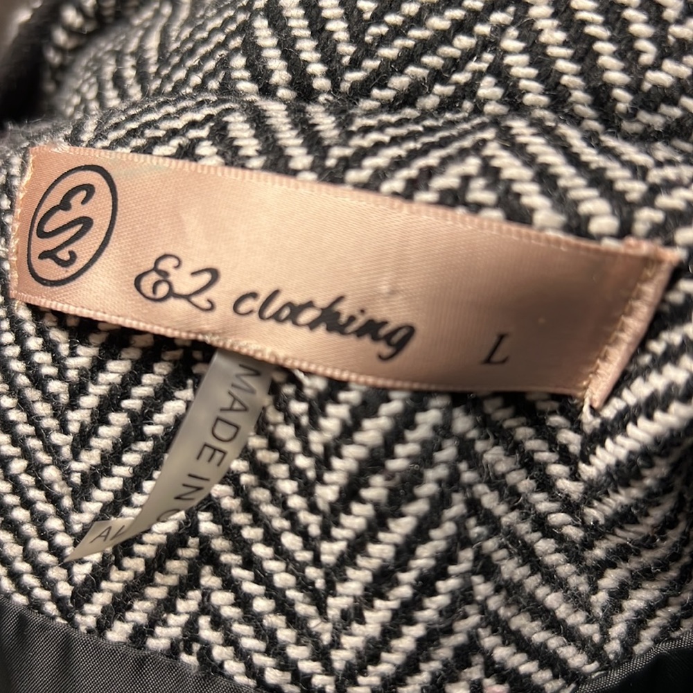 E2 Clothing Herringbone Black And White Puffer Best Size Large View 6